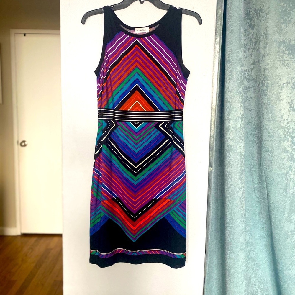 Calvin Klein gorgeous women’s dress. Like New condition! Colorful and vibrant.